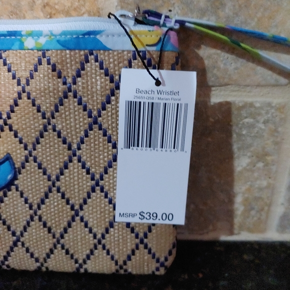 Vera Bradley Beach crossbody &. Wristlet - Picture 7 of 9